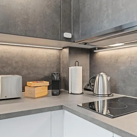 Lejlighed Fuer 2 - Wlan - Parkplatz - Homeoffice *