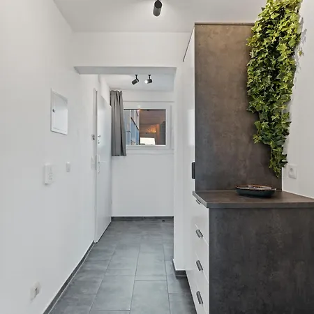 Lejlighed Fuer 2 - Wlan - Parkplatz - Homeoffice *